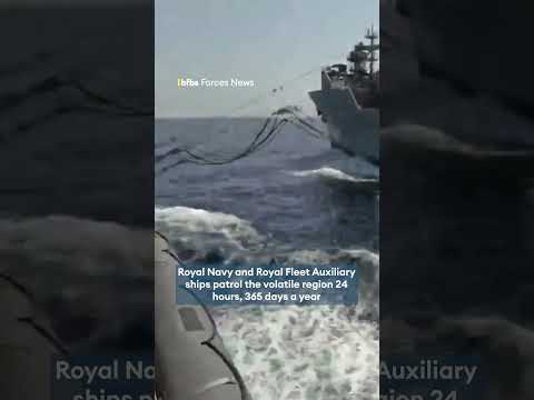 Slick teamwork as ships refuel at sea🎯