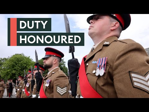 British Army soldiers medal honour for service and courage in Kosovo